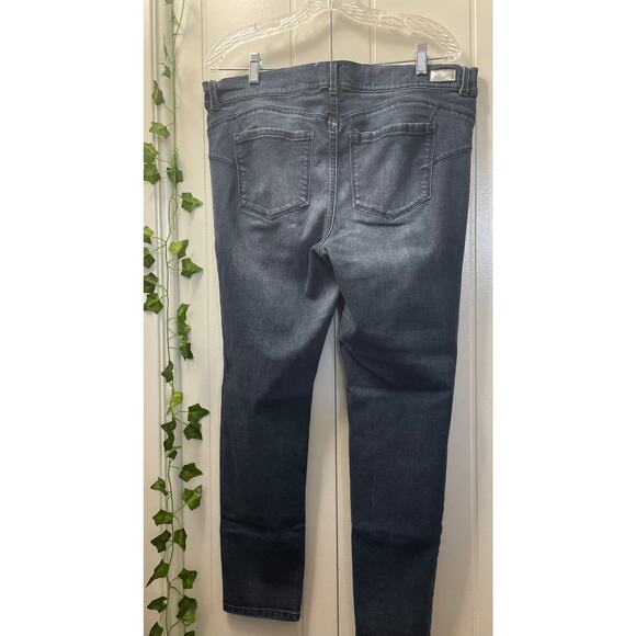 Juicy Couture Y2k  Woman Distressed Denim Rhinestones SZ 14 - Picture 2 of 8